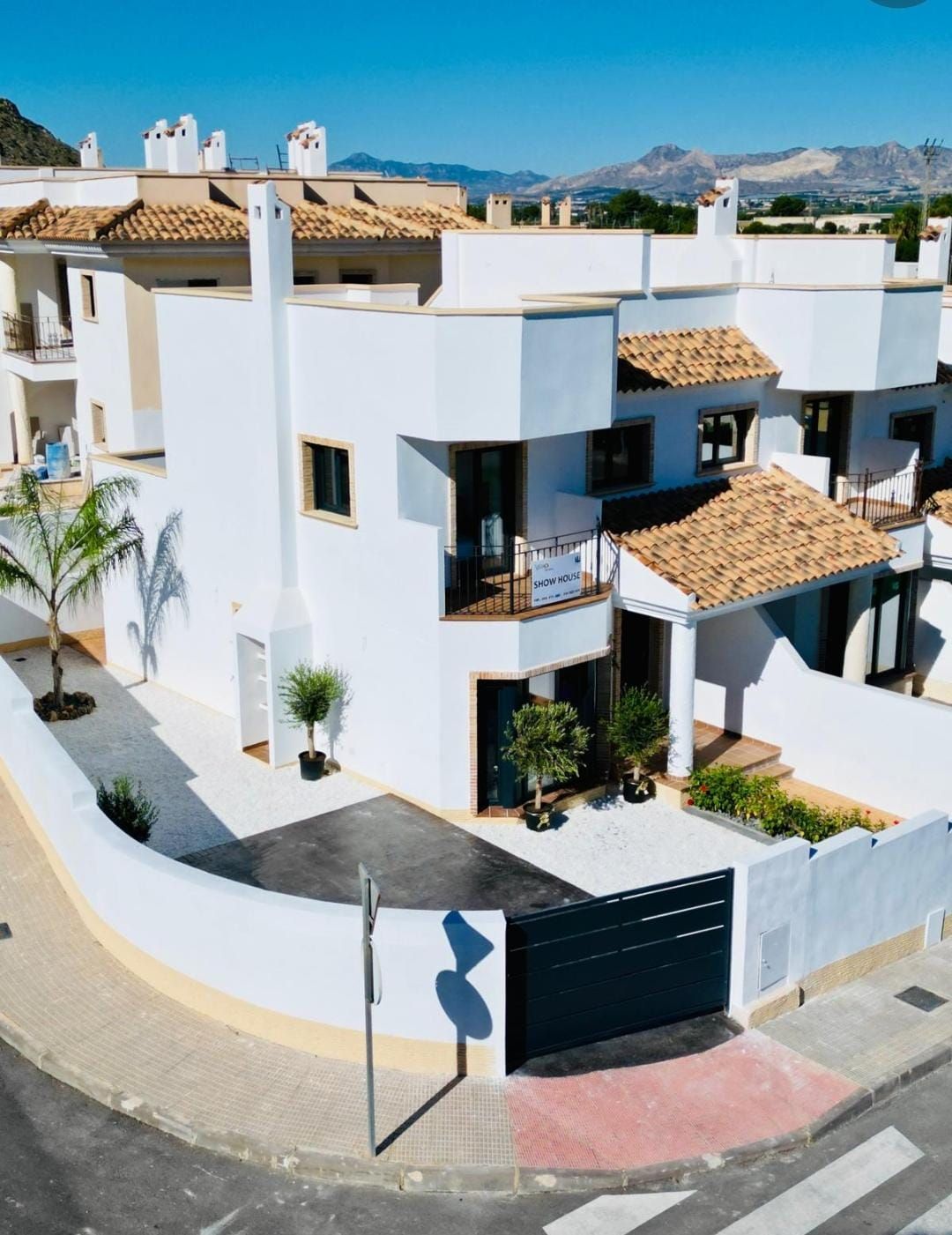 Бунгало в Alicante, продажа